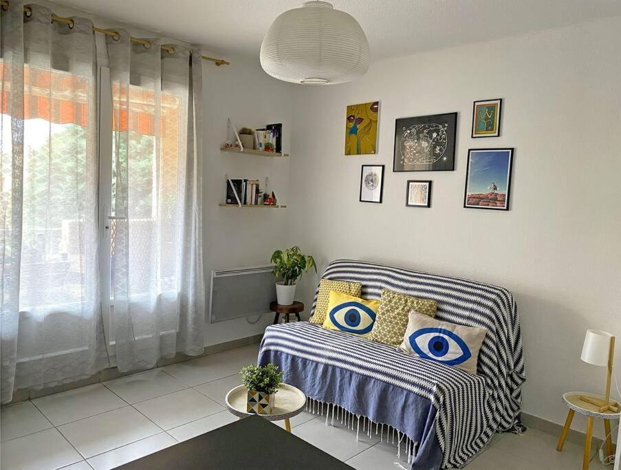 Joli Studio A 6 Min A Pied De La Plage Apartment Sanary-sur-Mer Luaran gambar